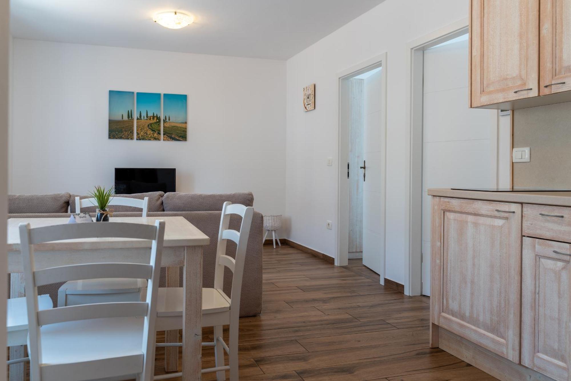 Stara Sola - Oleander 3* Korte